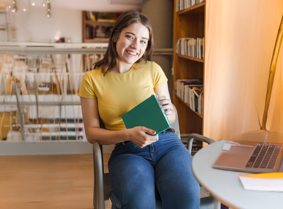PROGRAMA PAES CIENCIAS PLUS FÍSICA